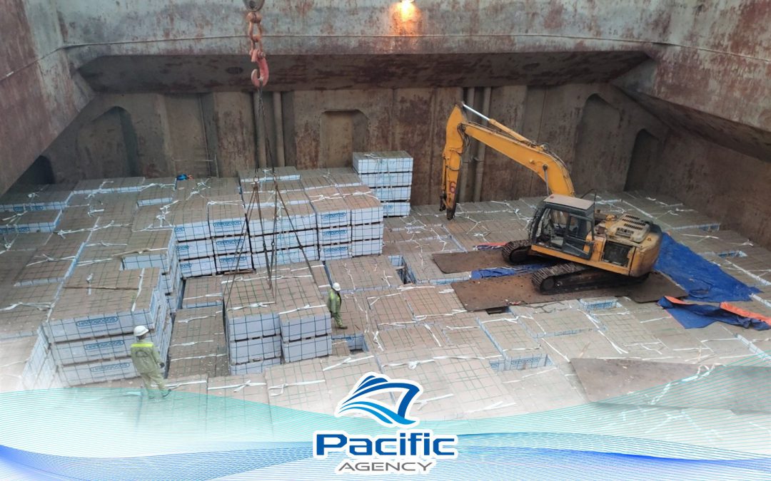 Pacific Logistics Group vận chuyển hàng hóa sang Mỹ bằng tàu hàng rời với mặt hàng Plywood